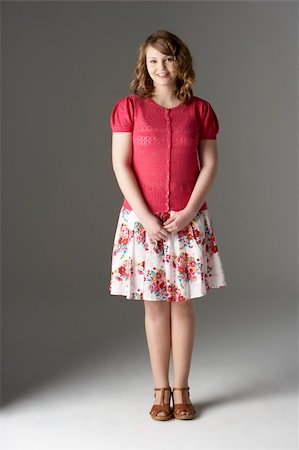 simsearch:400-06105120,k - Studio Portrait Of Fashionably Dressed Teenage Girl Fotografie stock - Microstock e Abbonamento, Codice: 400-05734720