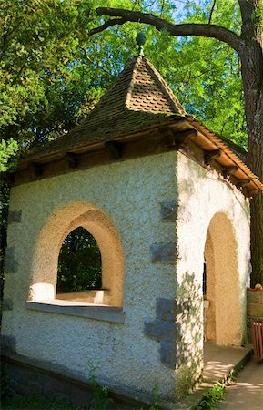 summerhouse - Beautiful belvedere in summer Historic medieval Konopiste Castle park (Czech Republic, central Bohemia, near Prague ) Photographie de stock - Aubaine LD & Abonnement, Code: 400-05737732
