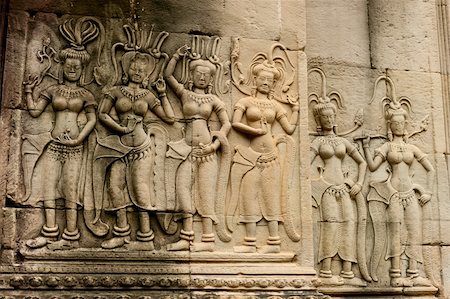 simsearch:400-05335067,k - Smiling faces in the Temple of Bayon Stock Photo - Budget Royalty-Free & Subscription, Code: 400-05738622