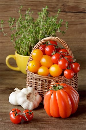 Fresh kitchen garden vegetables in a wicker basket. Stock Photo - Budget Royalty-Free & Subscription, Code: 400-05730525