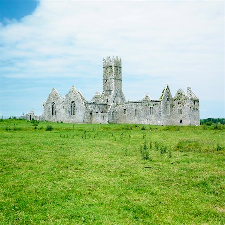 simsearch:400-05897066,k - Ross Errilly Priory, County Galway, Ireland Stock Photo - Budget Royalty-Free & Subscription, Code: 400-05732774