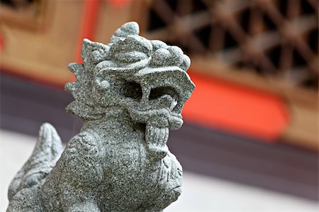 simsearch:400-04885156,k - Chinese lion statue Photographie de stock - Aubaine LD & Abonnement, Code: 400-05733064