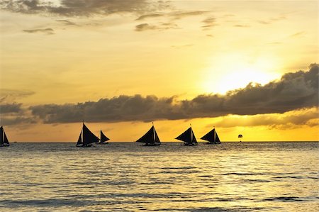 Beautiful sunset at Boracay, Philippines Foto de stock - Royalty-Free Super Valor e Assinatura, Número: 400-05744749