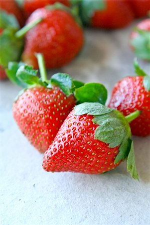 egypix (artist) - strawberries fruit Stockbilder - Microstock & Abonnement, Bildnummer: 400-05745876