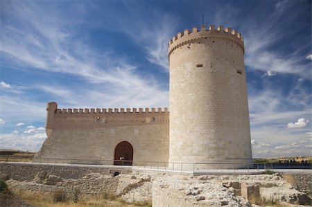simsearch:400-05168331,k - castle of Arevalo city in Avila Castilla y Leon Spain Stock Photo - Budget Royalty-Free & Subscription, Code: 400-05746109
