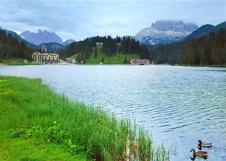 Beautiful summer Alpine  lake Misurina view (Austria) Stockbilder - Microstock & Abonnement, Bildnummer: 400-05750739