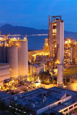 simsearch:400-05325243,k - Cement Plant,Concrete or cement factory, heavy industry or construction industry. Photographie de stock - Aubaine LD & Abonnement, Code: 400-05752747