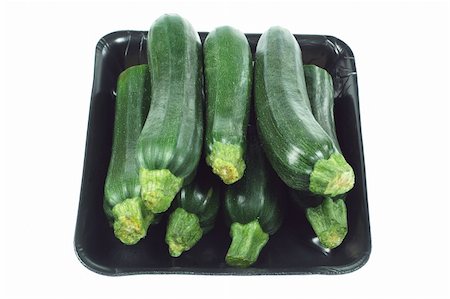 simsearch:400-05744473,k - Zucchini on Styrofoam Tray on White Background Stock Photo - Budget Royalty-Free & Subscription, Code: 400-05752903