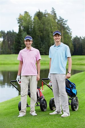 simsearch:400-05753041,k - Young men on the golf course Stock Photo - Budget Royalty-Free & Subscription, Code: 400-05753063