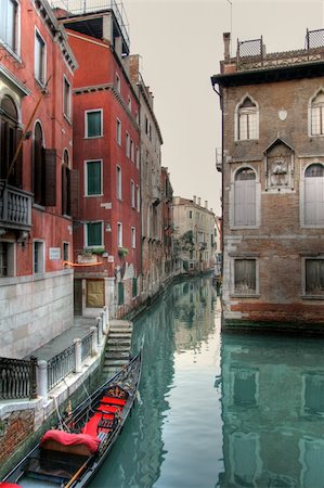 simsearch:400-07667007,k - View on Venice canal. Italy Photographie de stock - Aubaine LD & Abonnement, Code: 400-05877976