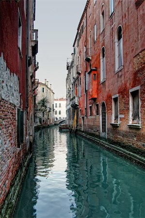simsearch:400-07214365,k - View on Venice canal. Italy Foto de stock - Royalty-Free Super Valor e Assinatura, Número: 400-05877979