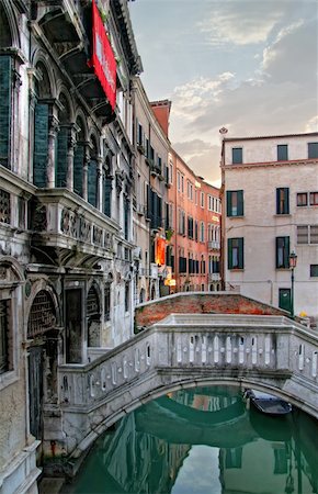 simsearch:400-07667007,k - View on Venice canal. Italy Photographie de stock - Aubaine LD & Abonnement, Code: 400-05877980
