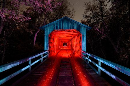 Howards Covered Bridge in northeast Georgia, USA. Stock Photo - Budget Royalty-Free & Subscription, Code: 400-05879666