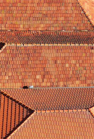 douro - Portugal. Porto city. Old historical part of Porto. Roofs Foto de stock - Super Valor sin royalties y Suscripción, Código: 400-05884566