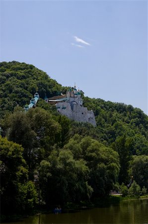 photovova (artist) - The Svyatogorsk Dormition Laura. (Laura is the monastery of the highest rank in Ukraine, based in XIII-XVI centuries as The Hermitage Cave-Monastery Foto de stock - Super Valor sin royalties y Suscripción, Código: 400-05885609