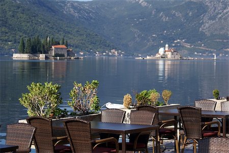 Tables in restaurant in Perast, Montenegro Photographie de stock - Aubaine LD & Abonnement, Code: 400-05887422