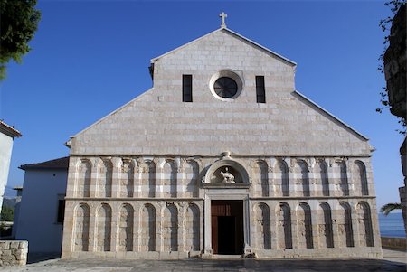 shanin (artist) - Church in Rab, Croatia Photographie de stock - Aubaine LD & Abonnement, Code: 400-05887493