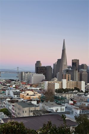 simsearch:400-04423745,k - Image of San Francisco skyline after sunset. Foto de stock - Super Valor sin royalties y Suscripción, Código: 400-05888859