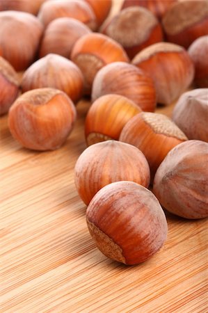 simsearch:400-06520688,k - Heap of hazelnuts, shallow depth of field Stock Photo - Budget Royalty-Free & Subscription, Code: 400-05888914