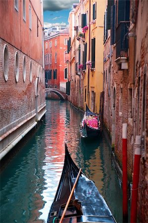 Narrow canal with gondolas in Venice, Italy Stock Photo - Budget Royalty-Free & Subscription, Code: 400-05881760