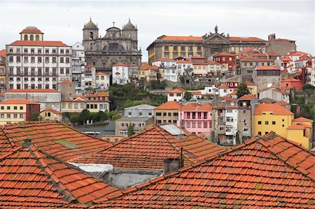 douro - Portugal. Porto. Aerial view over the city Foto de stock - Super Valor sin royalties y Suscripción, Código: 400-05883925