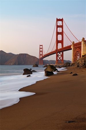 sunset west coast blue sky - Golden Gate Bridge in San Francisco California at sunset. Stock Photo - Budget Royalty-Free & Subscription, Code: 400-05894264