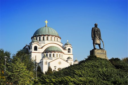 Monument commemorating Karageorge Petrovitch in front of Cathedral of Saint Sava in Belgrade, Serbia Foto de stock - Super Valor sin royalties y Suscripción, Código: 400-05896448