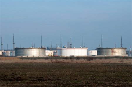 Storage tanks of petroleum products. Oil and chemical refinery Stock Photo - Budget Royalty-Free & Subscription, Code: 400-05898394