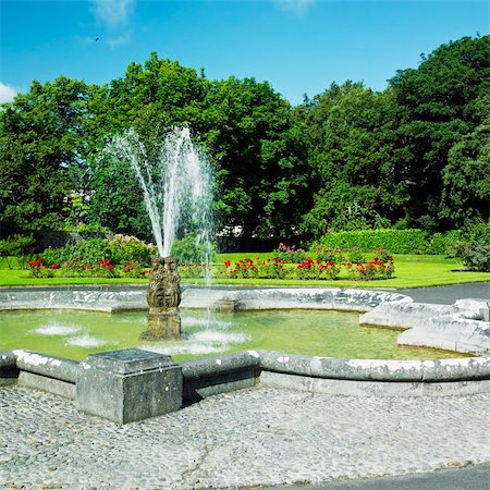 Kilkenny Castle Gardens, County Kilkenny, Ireland Stock Photo - Budget Royalty-Free & Subscription, Code: 400-05899188