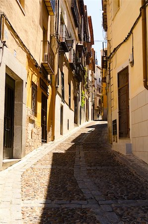 people on the street in madrid - street view at sunny day at Toledo, Madrid, Spain Stock Photo - Budget Royalty-Free & Subscription, Code: 400-05890278