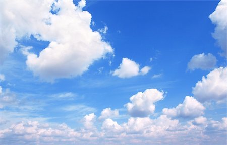 simsearch:400-08960149,k - White clouds in the blue sky Foto de stock - Super Valor sin royalties y Suscripción, Código: 400-05892116