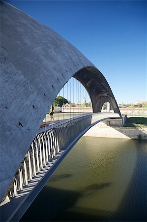 people on the street in madrid - modern bridge over Manzanares river in Madrid city Spain Stock Photo - Budget Royalty-Free & Subscription, Code: 400-05893974