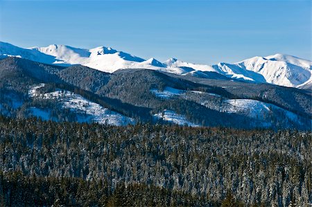 simsearch:400-05344522,k - Tatra Mountains in winter scenery Photographie de stock - Aubaine LD & Abonnement, Code: 400-05907137