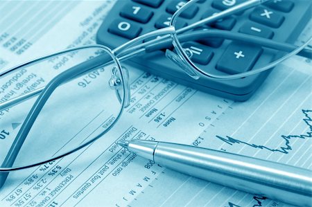 eye glasses images investing - Business still life with pen, glasses and calculator (blue) Stock Photo - Budget Royalty-Free & Subscription, Code: 400-05908975
