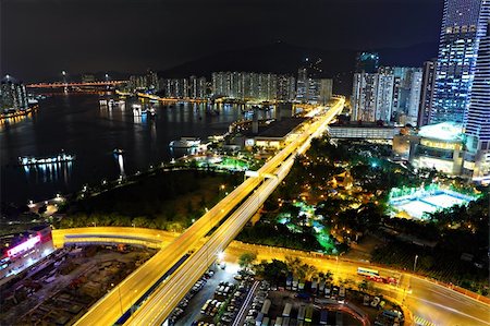 Highway at night in modern city Photographie de stock - Aubaine LD & Abonnement, Code: 400-05901632