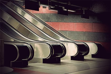 simsearch:400-05093259,k - Empty escalators in subway Stock Photo - Budget Royalty-Free & Subscription, Code: 400-05903832