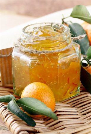 simsearch:400-05345418,k - Orange homemade jam marmelade in a glass jar Photographie de stock - Aubaine LD & Abonnement, Code: 400-05914953