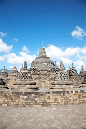 Ancient Borobudur temple in Indonesia Foto de stock - Super Valor sin royalties y Suscripción, Código: 400-05915457