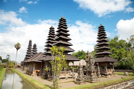 Royal Taman Ayun temple in Bali, Indonesia Foto de stock - Super Valor sin royalties y Suscripción, Código: 400-05915533