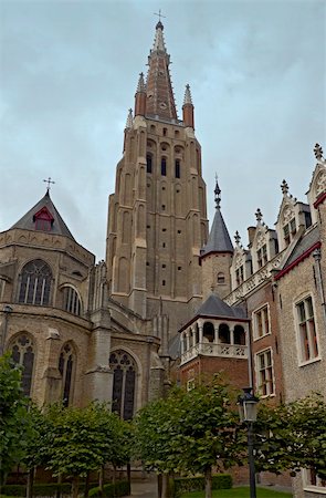 simsearch:400-08073699,k - Belfry Tower of Church of Our Lady at Brugge Foto de stock - Super Valor sin royalties y Suscripción, Código: 400-05919871