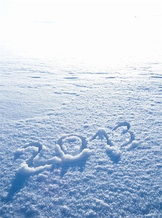 Year 2013 written in Snow in High Key Stock Photo - Budget Royalty-Free & Subscription, Code: 400-05910501