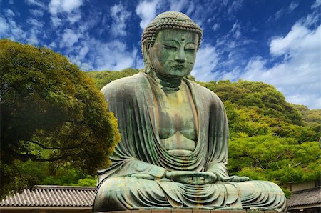 simsearch:400-04794378,k - The Great Buddha (Daibutsu) on the grounds of Kotokuin Temple in Kamakura, Japan. Photographie de stock - Aubaine LD & Abonnement, Code: 400-05924770