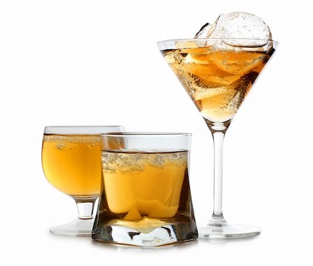 Color photo of glass with whiskey shots Foto de stock - Super Valor sin royalties y Suscripción, Código: 400-05920256