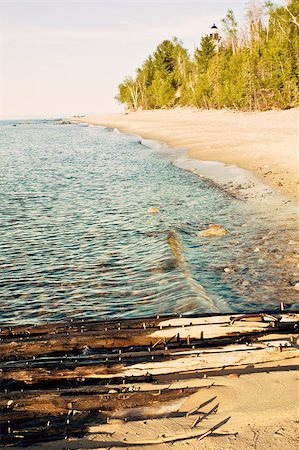 Remains of Ship -  Au Sable Lighthouse area - Pictured Rocks National Lakeshore. Photographie de stock - Aubaine LD & Abonnement, Code: 400-06059964