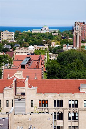 simsearch:632-06404764,k - University of Chicago campus aerial photo.  Museum of Science and Industry in the background. Photographie de stock - Aubaine LD & Abonnement, Code: 400-06059984