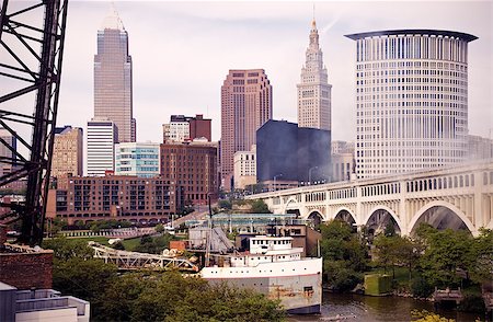 simsearch:400-06060171,k - Big Ship on Cuyahoga River in Cleveland Stock Photo - Budget Royalty-Free & Subscription, Code: 400-06059987