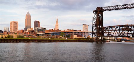 Panoramic view of downtown Cleveland, Ohio, USA. Foto de stock - Super Valor sin royalties y Suscripción, Código: 400-06059990