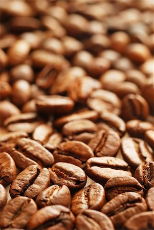 simsearch:400-07981187,k - The heap of coffee beans Foto de stock - Royalty-Free Super Valor e Assinatura, Número: 400-06064209