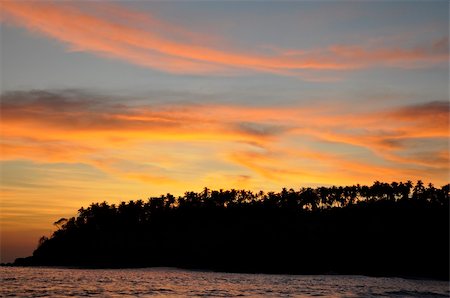 A Beautiful Sunset at Mirissa Beach, Sri Lanka Photographie de stock - Aubaine LD & Abonnement, Code: 400-06065535