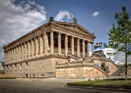 The Old National Gallery on Museum Island in Berlin Stockbilder - Microstock & Abonnement, Bildnummer: 400-06065542